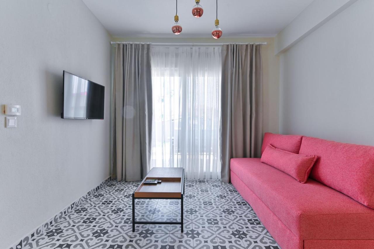Kasta Family Apartments นิกิติ ภายนอก รูปภาพ